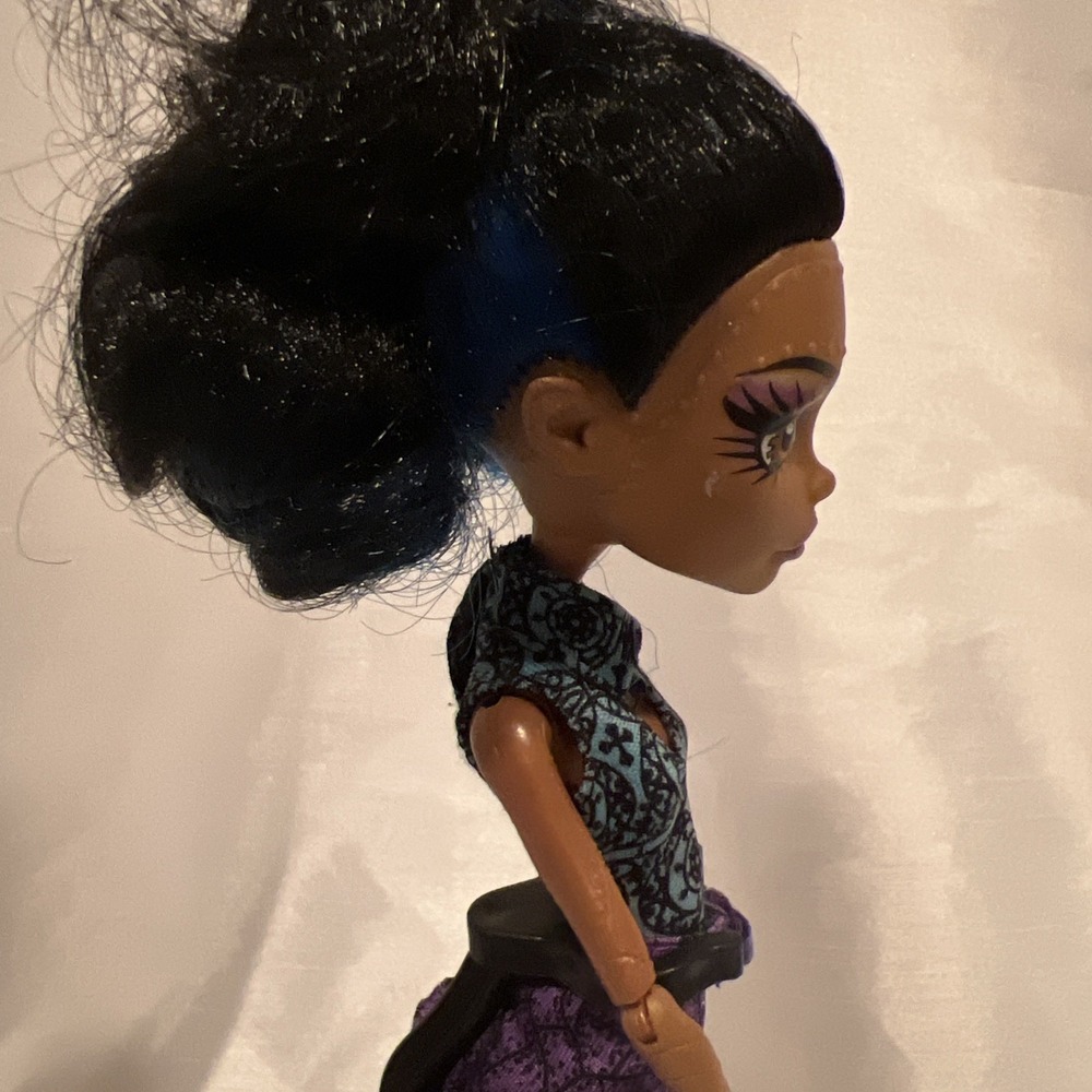 2011- Mattel -‎ Monster High Dance Class Robecca Steam - Picture 12 of 15